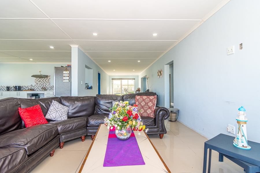 4 Bedroom Property for Sale in Pearly Beach Western Cape